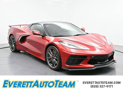 Used 2026 Chevrolet Corvette Stingray Convertible w/ Z51 Performance Package RWD image 1