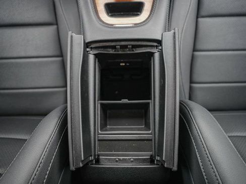 Certified 2025 Mercedes-Benz GLE 350 4MATIC image 21