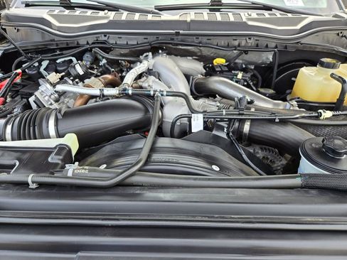 Used 2020 Ford F250 Lariat w/ Lariat Ultimate Package AWD/4WD image 41
