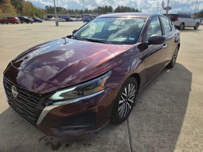 Used 2025 Nissan Altima 2.5 SV