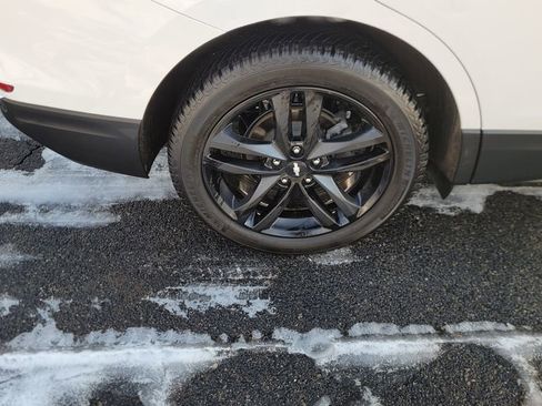 Certified 2020 Chevrolet Equinox LT w/ Sport Edition image 13