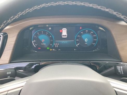 New 2026 Volkswagen Atlas SE FWD image 23