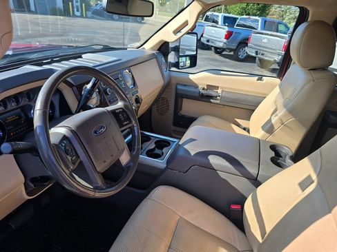 Used 2012 Ford F250 Lariat w/ Chrome Pkg AWD/4WD image 9