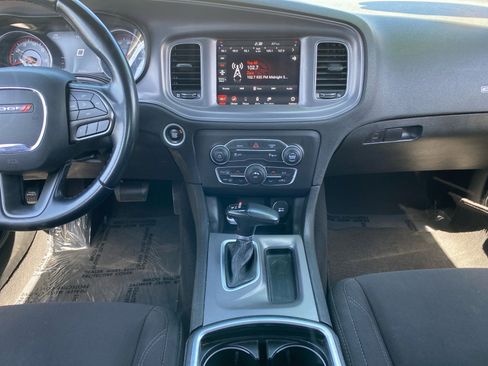 Used 2023 Dodge Charger SXT RWD image 11