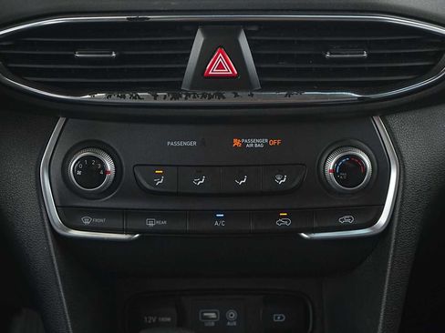Used 2020 Hyundai Santa Fe SE FWD image 20