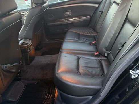 Used 2005 BMW 745Li image 11