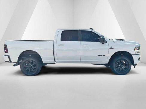 Used 2024 RAM 3500 Laramie w/ Night Edition AWD/4WD image 8