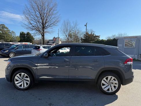 Used 2021 Volkswagen Atlas Cross Sport SE w/ Panoramic Sunroof Package image 7