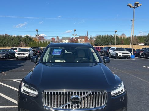 Used 2021 Volvo XC90 T6 Inscription w/ Advanced Package image 9
