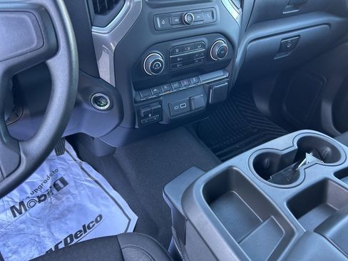 Used 2023 Chevrolet Silverado 1500 Custom image 21