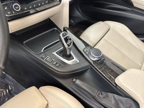 Used 2017 BMW 330i xDrive Sedan image 17