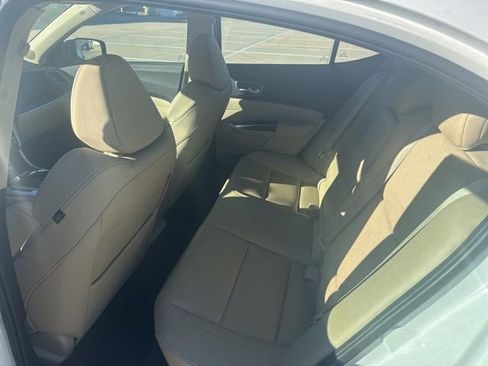 Used 2020 Acura TLX image 8