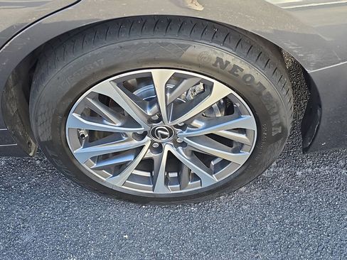 Used 2023 Lexus ES 350 w/ Accessory Package (Z1) image 6