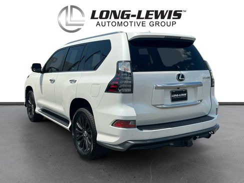 Used 2023 Lexus GX 460 Premium w/ Accessory Package AWD/4WD image 4