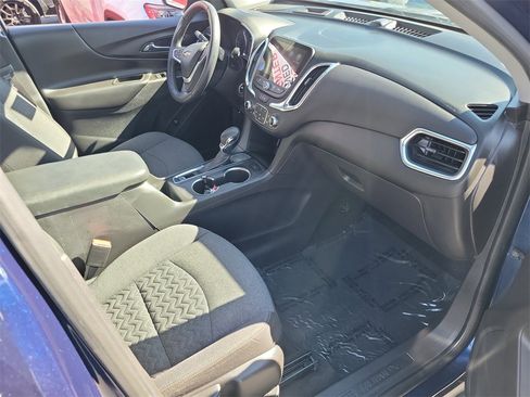 Used 2022 Chevrolet Equinox LT image 19