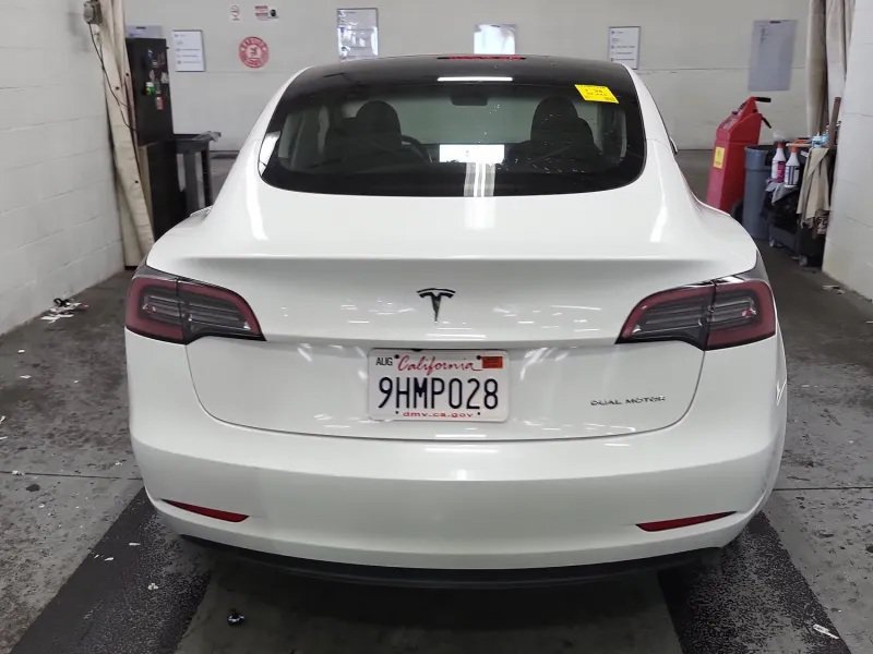Used 2022 Tesla Model 3 Long Range AWD/4WD image 2