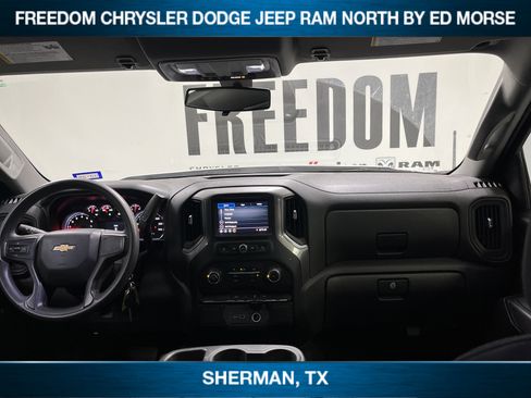 Used 2021 Chevrolet Silverado 1500 Custom image 11