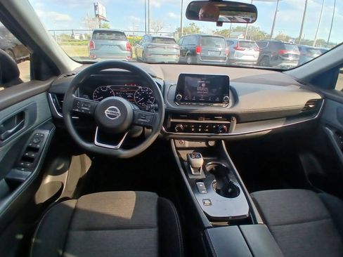 Used 2021 Nissan Rogue S image 24