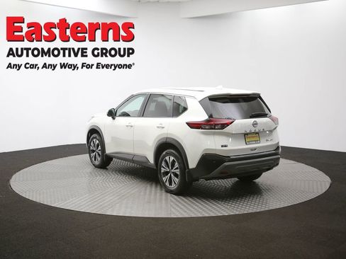 Used 2022 Nissan Rogue SV image 60