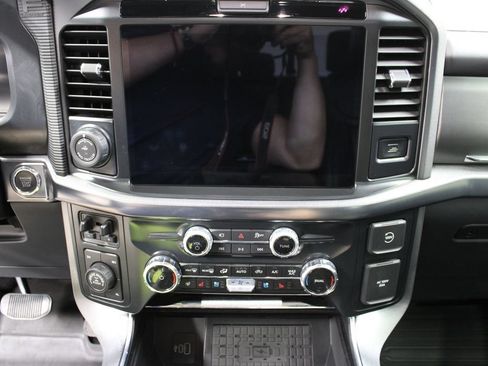 Used 2025 Ford F150 Platinum AWD/4WD image 20