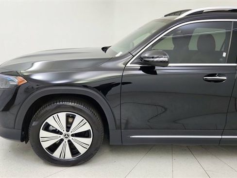 Used 2024 Mercedes-Benz EQB 250+ w/ Driver Assistance Package image 9