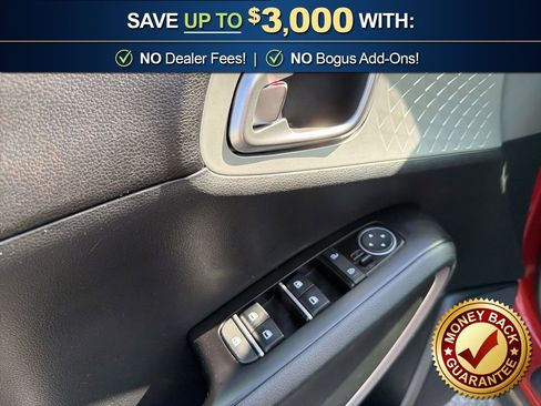 Used 2023 Kia Soul LX w/ LX Technology Package image 14