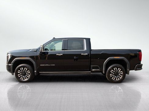 Used 2026 GMC Sierra 2500 Denali Ultimate AWD/4WD image 2
