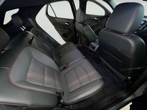 Used 2024 Chevrolet Equinox RS AWD/4WD image 32