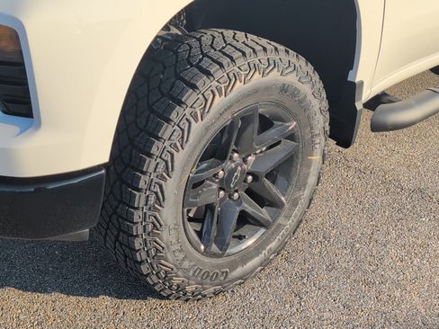 New 2026 Chevrolet Silverado 1500 Custom Trail Boss image 30