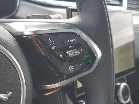 New 2026 Jaguar F-PACE R-Dynamic S image 16