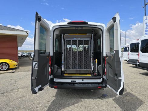 Used 2023 Ford Transit 350 XL image 4