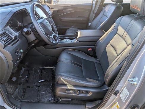 Used 2024 Honda Passport TrailSport image 14