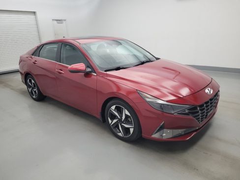Used 2021 Hyundai Elantra Limited FWD image 11