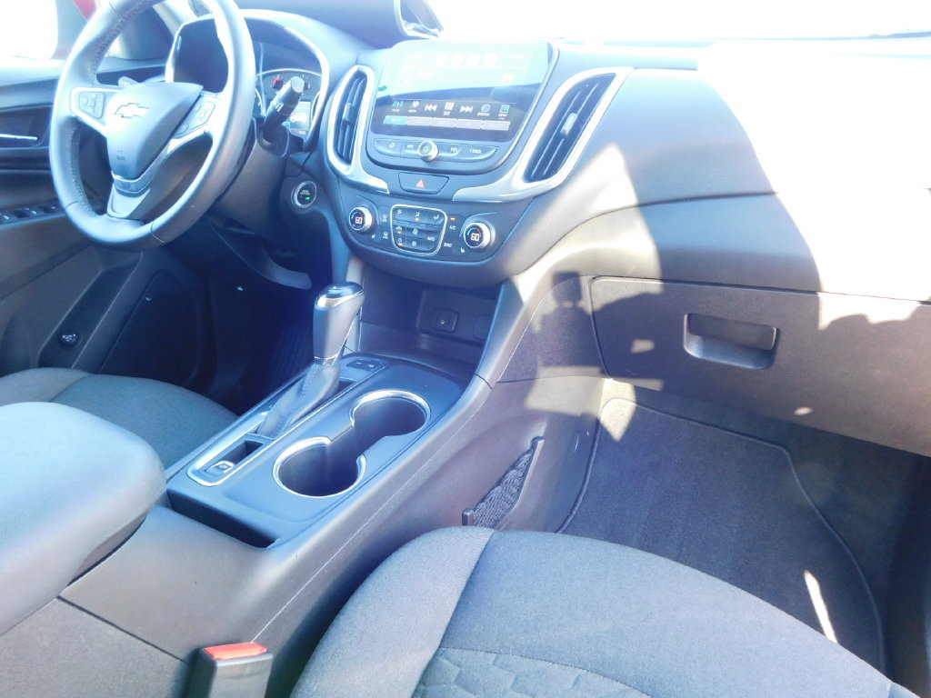 Used 2018 Chevrolet Equinox LT w/ LT True North Edition AWD/4WD image 21