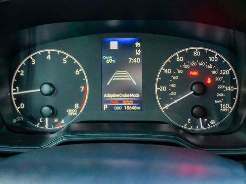 Used 2024 Toyota Corolla LE image 23