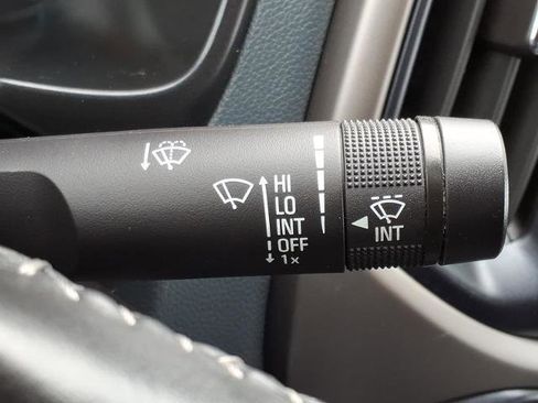 Used 2020 Chevrolet Colorado Z71 image 18