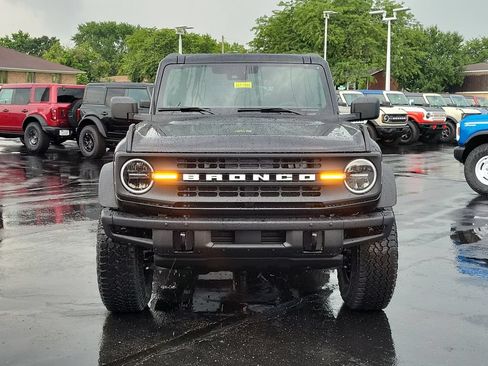 New 2026 Ford Bronco Big Bend w/ Black Diamond Package AWD/4WD image 2