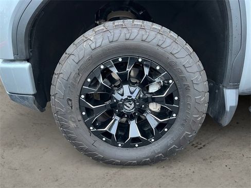 Used 2023 GMC Sierra 1500 AT4 w/ AT4 Premium Package image 14