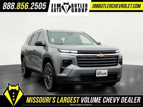 New 2026 Chevrolet Traverse LT w/ Sun and Wheel Package image 6