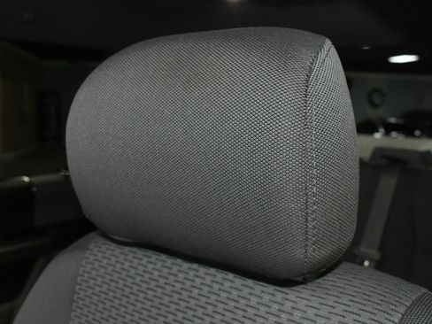 Used 2019 Ford F150 XLT image 9