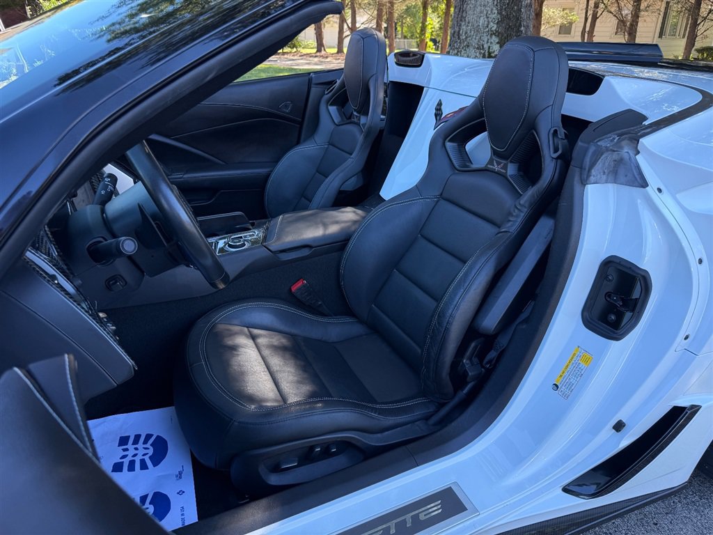 Used 2019 Chevrolet Corvette Z06 RWD image 50