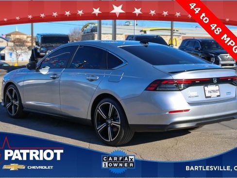 Used 2025 Honda Accord Sport image 5