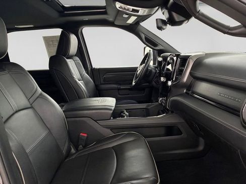 Used 2024 RAM 2500 Limited image 14