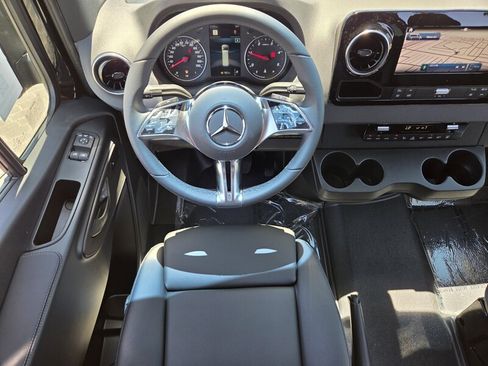 New 2026 Mercedes-Benz Sprinter 2500 image 18