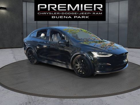 Used 2022 Tesla Model X AWD/4WD image 2