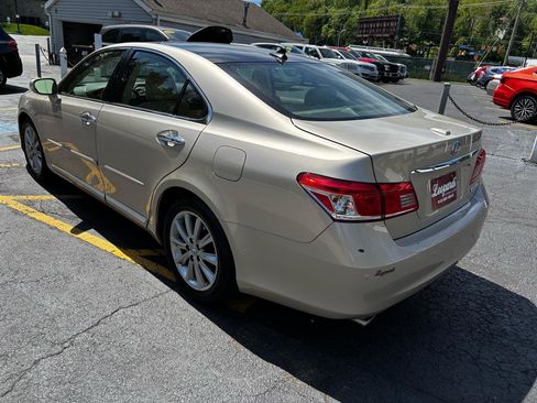 Used 2011 Lexus ES 350 FWD image 5