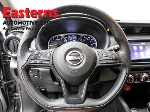 Used 2023 Nissan Kicks S FWD image 10