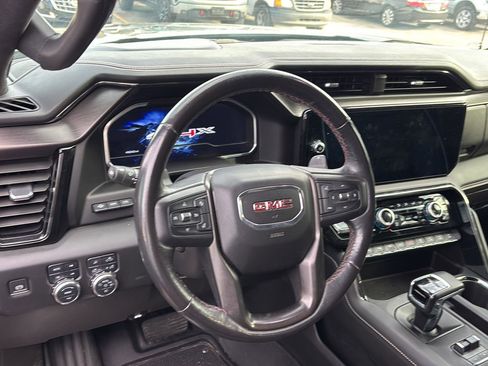 Used 2023 GMC Sierra 1500 AT4X image 8