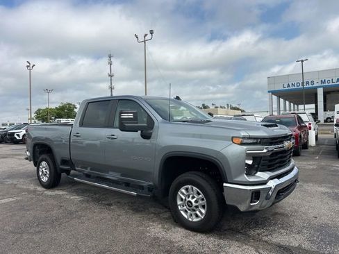 Used 2025 Chevrolet Silverado 2500 LT w/ Convenience Package AWD/4WD image 1