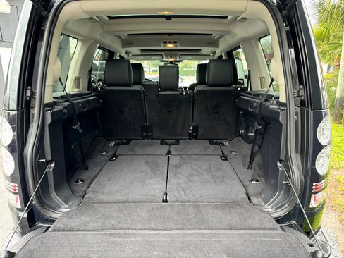 Used 2016 Land Rover LR4 HSE LUX image 12